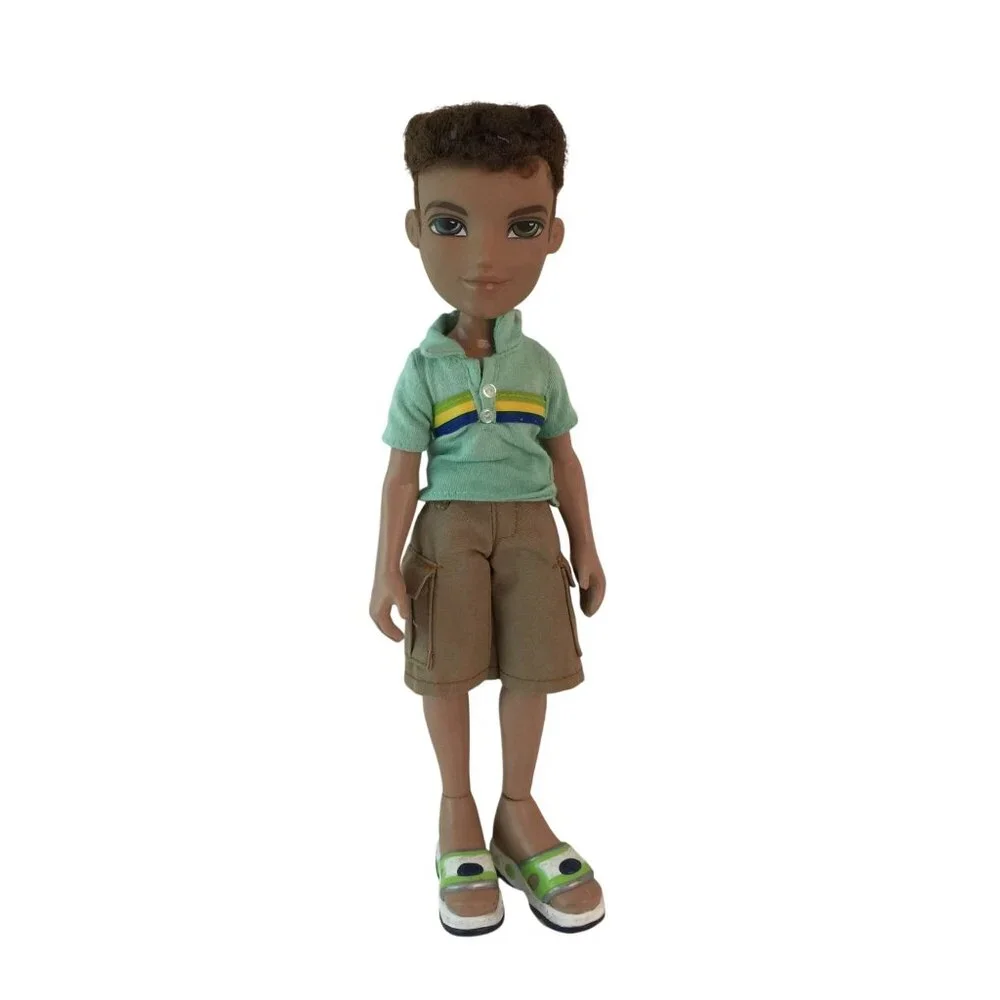 Vintage MGA Bratz Boyz Dylan Doll Blue Shirt Khaki‎ Shorts Sandals Shoes 2001